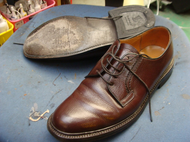 オールソール修理　11500円+消費税　Vibram#430仕様　REGAL　リーガル紳士革靴のサムネイル