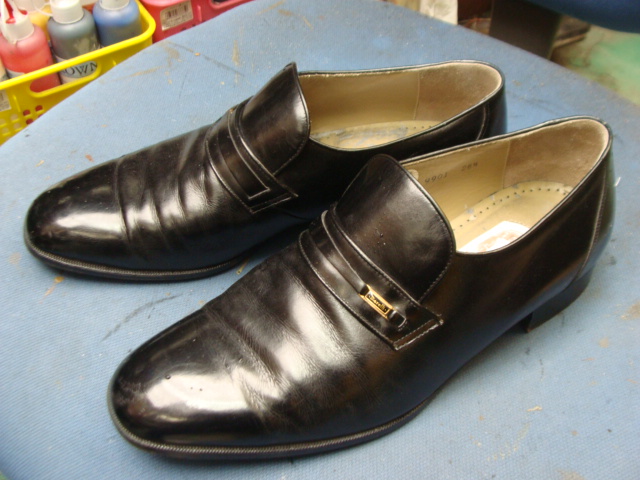 紳士ビジネス系革靴　中敷き交換のサムネイル