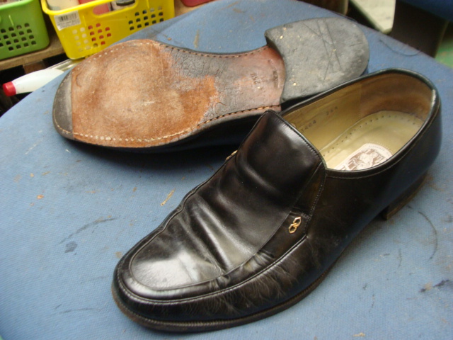 ハーフソール補強2,300円+消費税　Marelli　マレリ紳士革靴のサムネイル