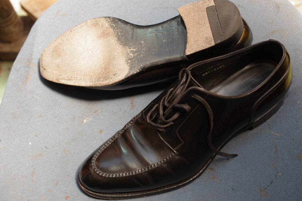 オールソール修理　　紳士革靴　本革ソール　半革ラスター　のサムネイル