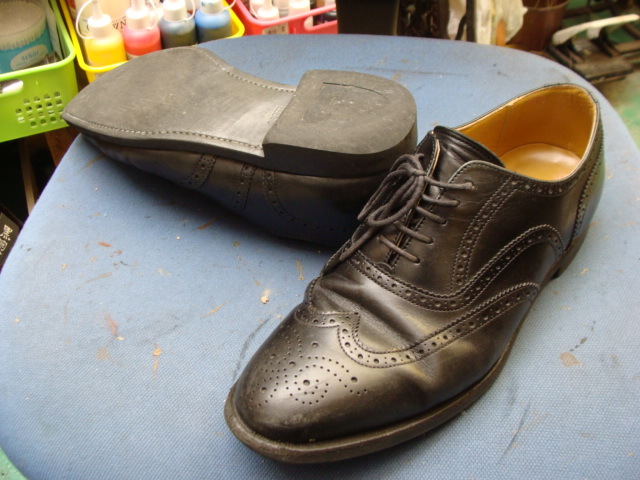 Regal　リーガル　ウィングチップ　紳士革靴　タンクヒール交換のサムネイル