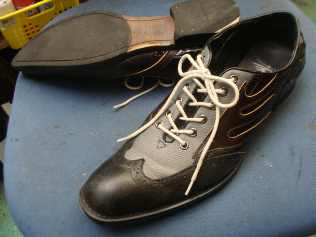 DragonBeard　粋なデザインの紳士革靴　かかとゴム交換と爪先補修のサムネイル